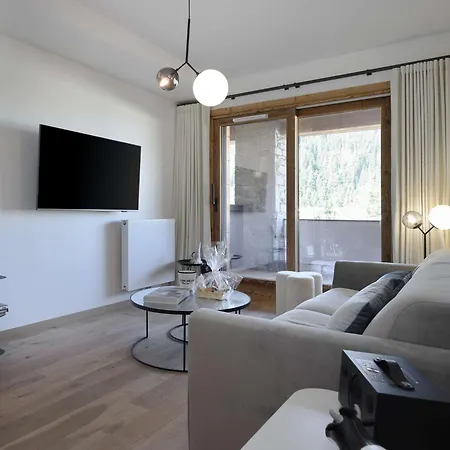 Moderne 46 M², 4 Pers, Moriond, Skis Aux Pieds, Balcon, Parking, Wifi, Ascenseur - Fr-1-631-170 דירה