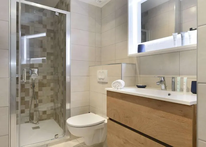 Moderne 46 M², 4 Pers, Moriond, Skis Aux Pieds, Balcon, Parking, Wifi, Ascenseur - Fr-1-631-170 Κουρσεβέλ